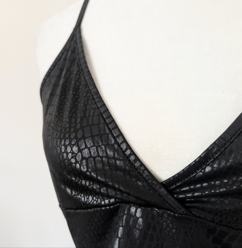 Faux leather crocodile textured faux leather crop top/bralette - Picture 3 of 5
